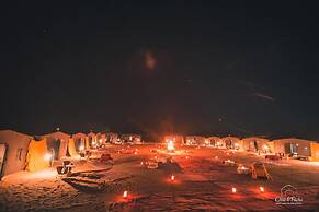 Bivouac Les Dunes De  Chegaga