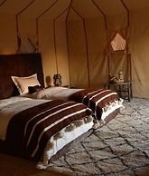 Bivouac Les Dunes De  Chegaga