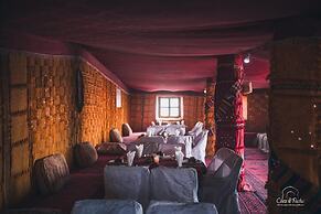 Bivouac Les Dunes De  Chegaga