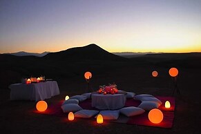 Bivouac Les Dunes De  Chegaga