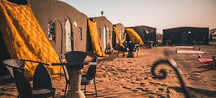 Bivouac Les Dunes De  Chegaga