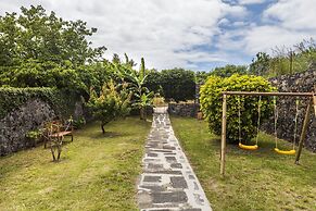 Vintage Charming House 1