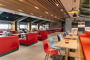 Ibis Taiyuan Qinxian Street Hotel