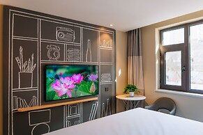 Ibis Taiyuan Qinxian Street Hotel