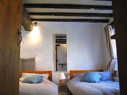 sweet heART Tea Rooms Accommodation