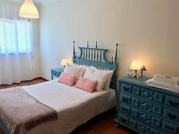 Feels Like Home - Nazaré Beach Apartments