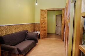 Golden Globus Hostel