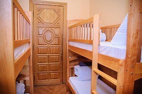 Golden Globus Hostel
