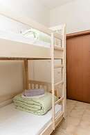 Globus Lipki Hostel