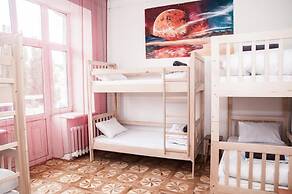 Galactic Globus - Hostel
