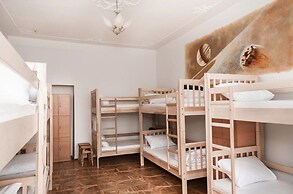 Galactic Globus - Hostel