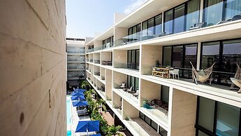 Oceana Beachside Condo