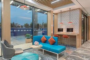 Holiday Inn Express Shanghai Jiading Center by IHG