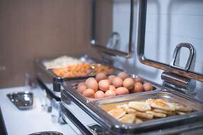 Holiday Inn Express Shanghai Jiading Center by IHG