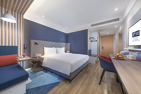 Holiday Inn Express Shanghai Jiading Center by IHG
