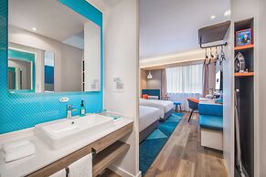 Holiday Inn Express Shanghai Jiading Center by IHG