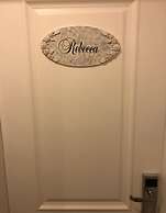 Victoria Hotel and Lounge