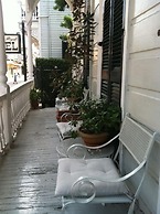 Nine O Five Royal Hotel