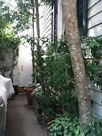 Nine O Five Royal Hotel