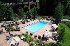 Lionsquare Lodge North #282 2 Bedroom Condo by RedAwning