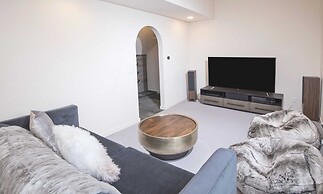 814 Eagle Dr. 4 Bedroom Home by RedAwning