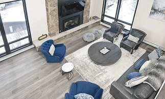 814 Eagle Dr. 4 Bedroom Home by RedAwning