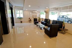 Mount Kailash Suites