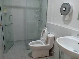 BLeisure Parkland Homestay