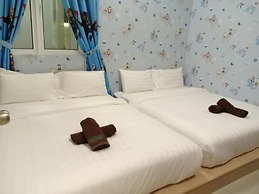 BLeisure Parkland Homestay