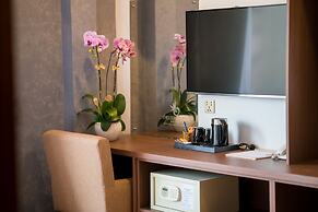 Orussey One Boutique