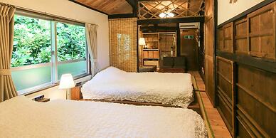 #Nerome01 Traditional Okinawan House in YAMBARU, eg