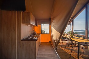 Glamping Tents and Mobile Homes Trasorka - Campsite