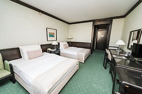 Hotel Holiday