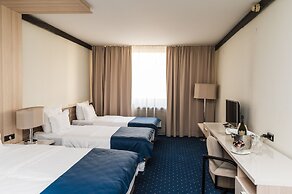Hotel Holiday