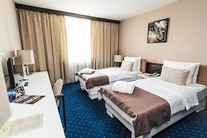 Hotel Holiday