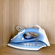 Justay Rivergate Center