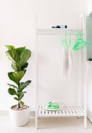 Justay Rivergate Center