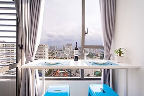 Justay Rivergate Center