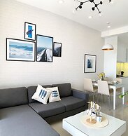 Justay Rivergate Center