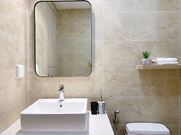 Justay Rivergate Center