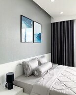 Justay Rivergate Center