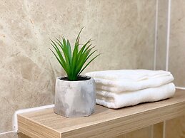 Justay Rivergate Center