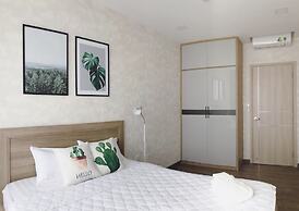 Justay Rivergate Center