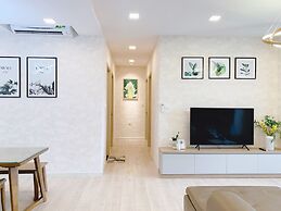 Justay Rivergate Center