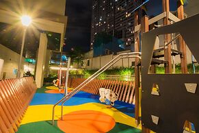 Justay Rivergate Center