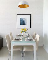 Justay Rivergate Center