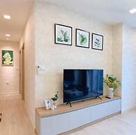 Justay Rivergate Center