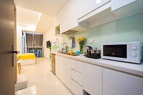 Justay Rivergate Center