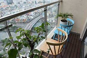 Justay Rivergate Center