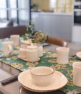 Justay Rivergate Center